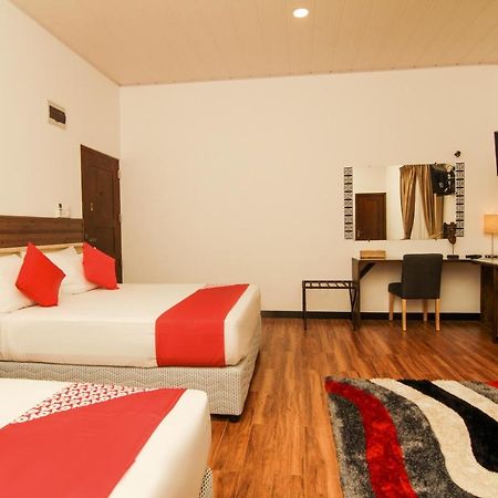 Clove Transit Hotel Kotugoda Экстерьер фото
