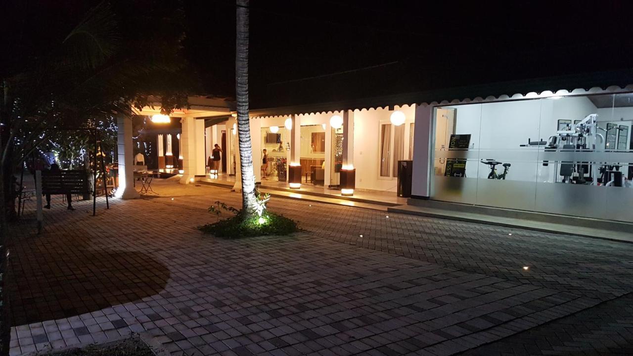 Clove Transit Hotel Kotugoda Экстерьер фото