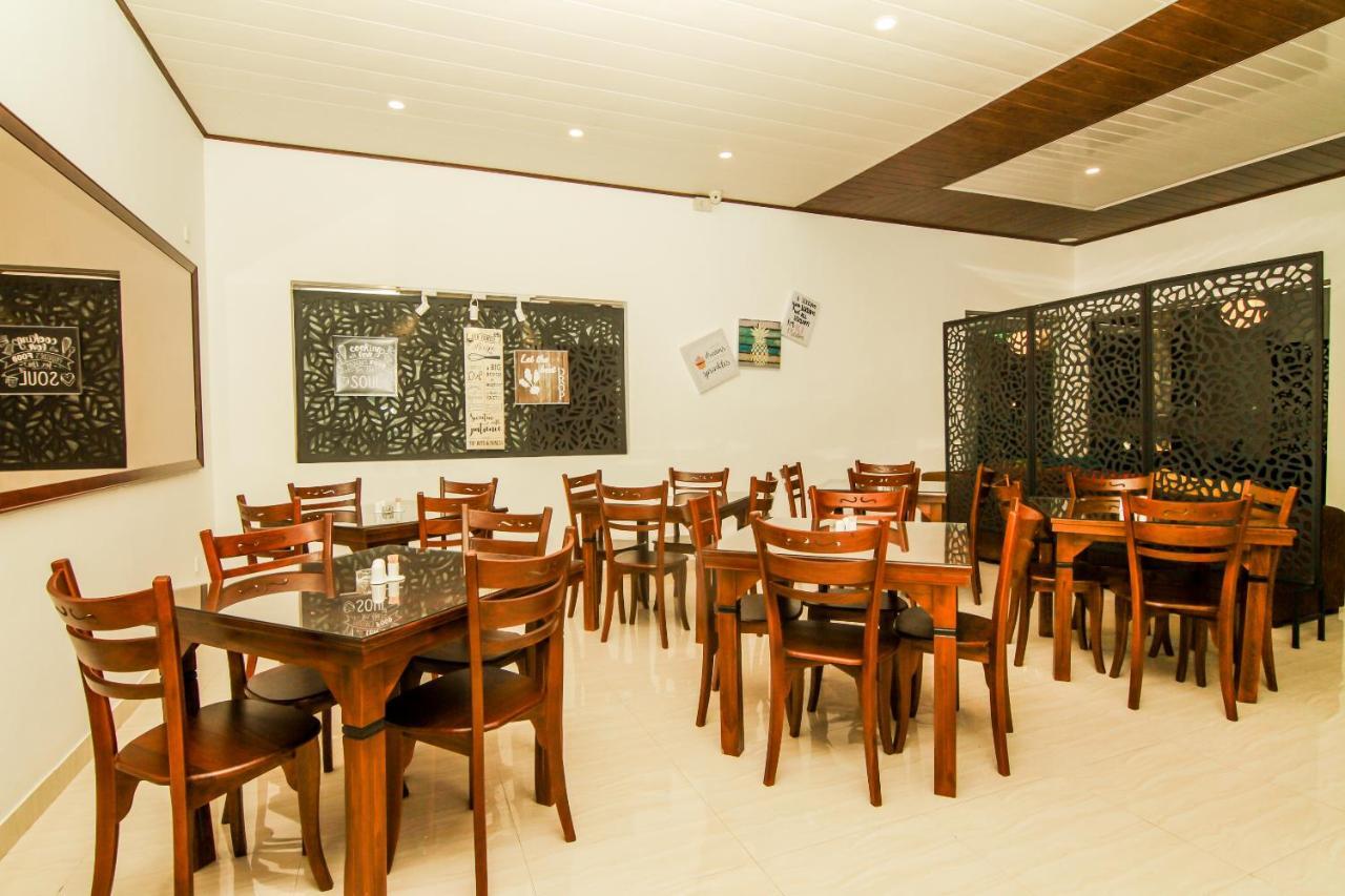 Clove Transit Hotel Kotugoda Экстерьер фото